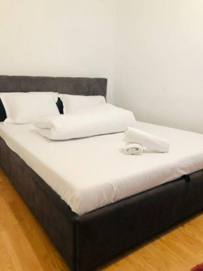 Nice apt near Spitalul Judetean, all you need LR14